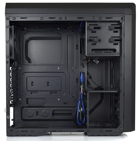 Silentium PC oznámilo vydání midi tower PC skříně Gladius M30 Pure Black s matným černým nástřikem