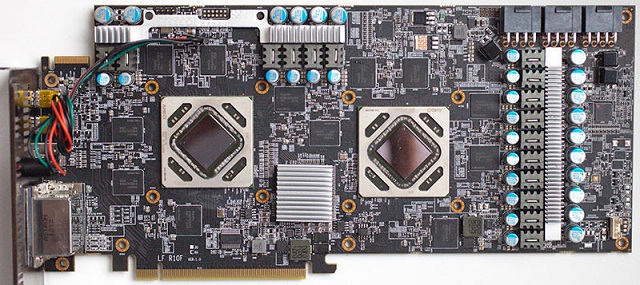 EK Water Blocks EK-FC7990: full-cover vodní blok pro grafické karty Radeon HD 7990 se začne prodávat v lednu