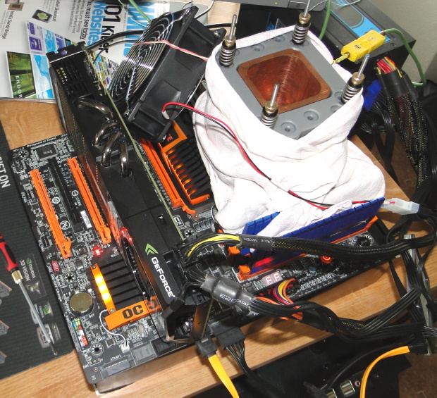 Gigabyte GA-X58A-OC – oranžový ďábel jen pro taktování