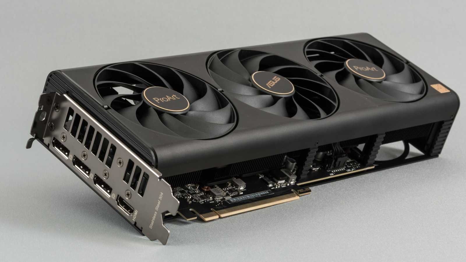 Test Asus ProArt GeForce RTX 4080 OC Ed. 16GB: Může stačit i 2,5 slotu!