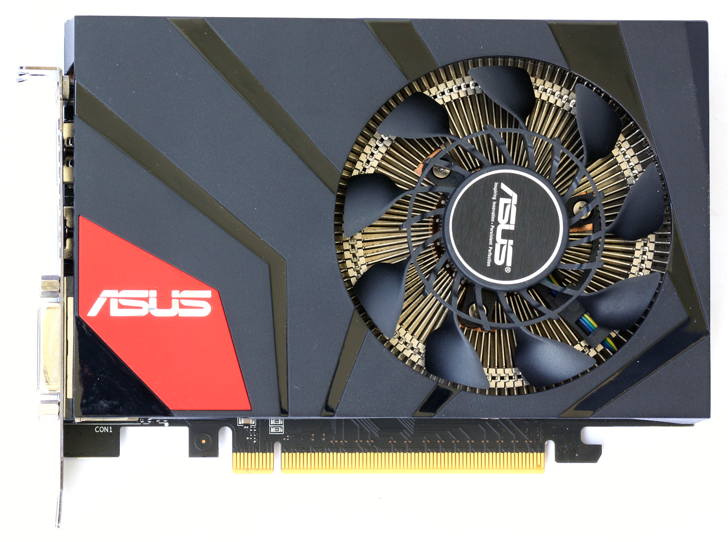 Stavíme malý herní počítač + test karty Asus GTX 670 Mini