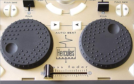 Hercules DJ Console aneb DJ-em za pár dní