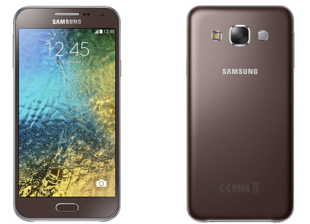 [CES 2015] Samsung Galaxy E5 a E7: Smartphony za slušnou cenu pro nenáročné uživatele