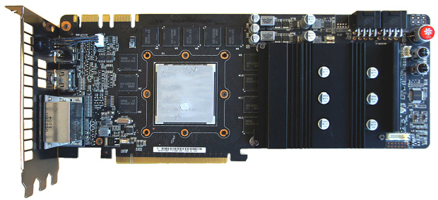 Asus GeForce GTX 580 Matrix Platinum v detailech