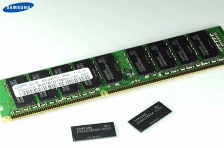512MB DDR3 čipy od Samsungu