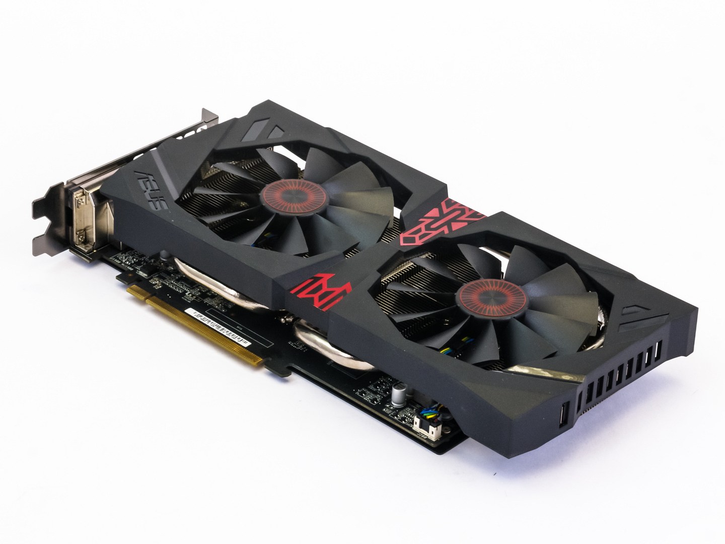 Asus R9 380X STRIX v testu: Když grafiky za šest nestačí