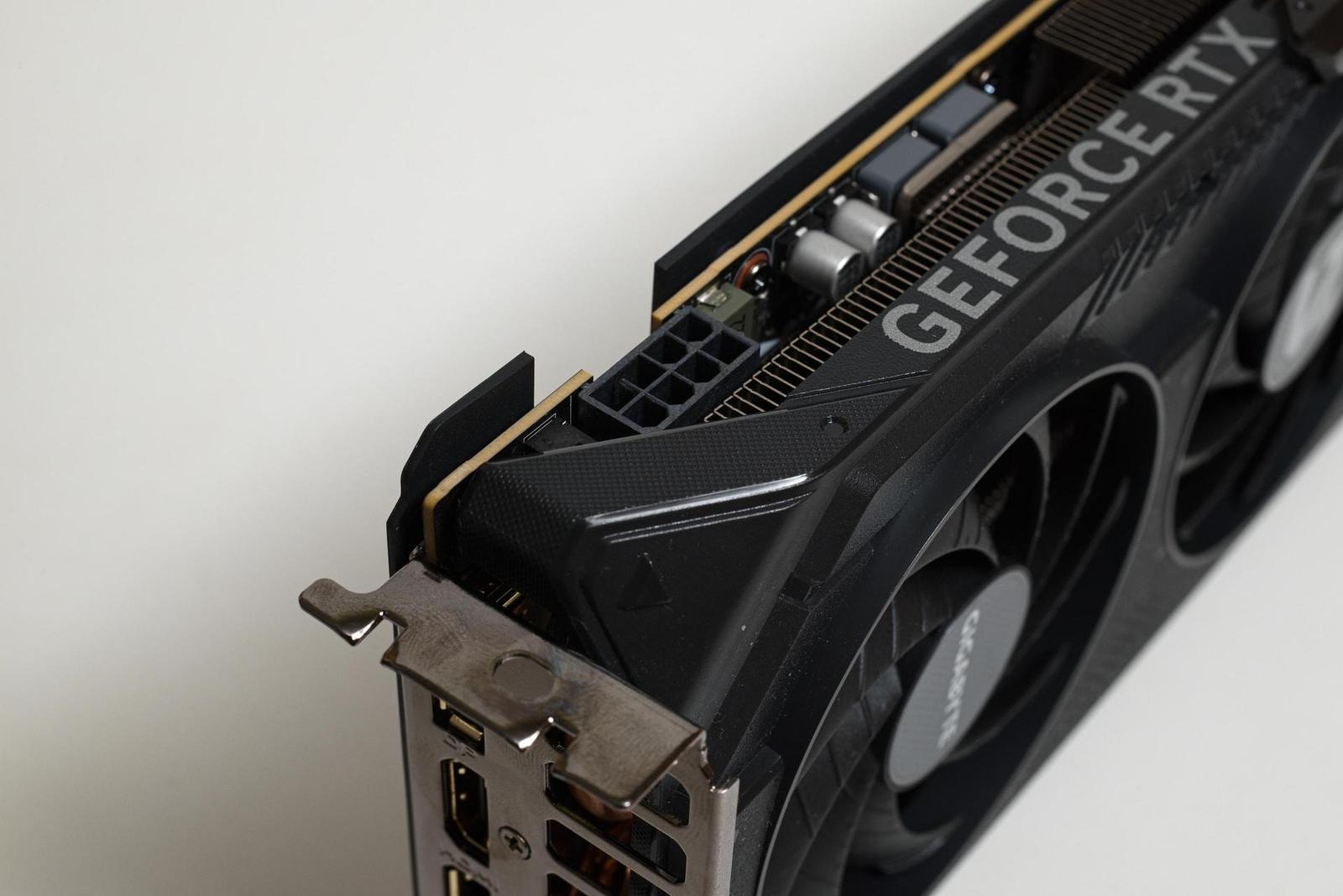 Je lepší než RTX 3060 12 GB? Test Gigabyte RTX 5050 Gaming OC 8G