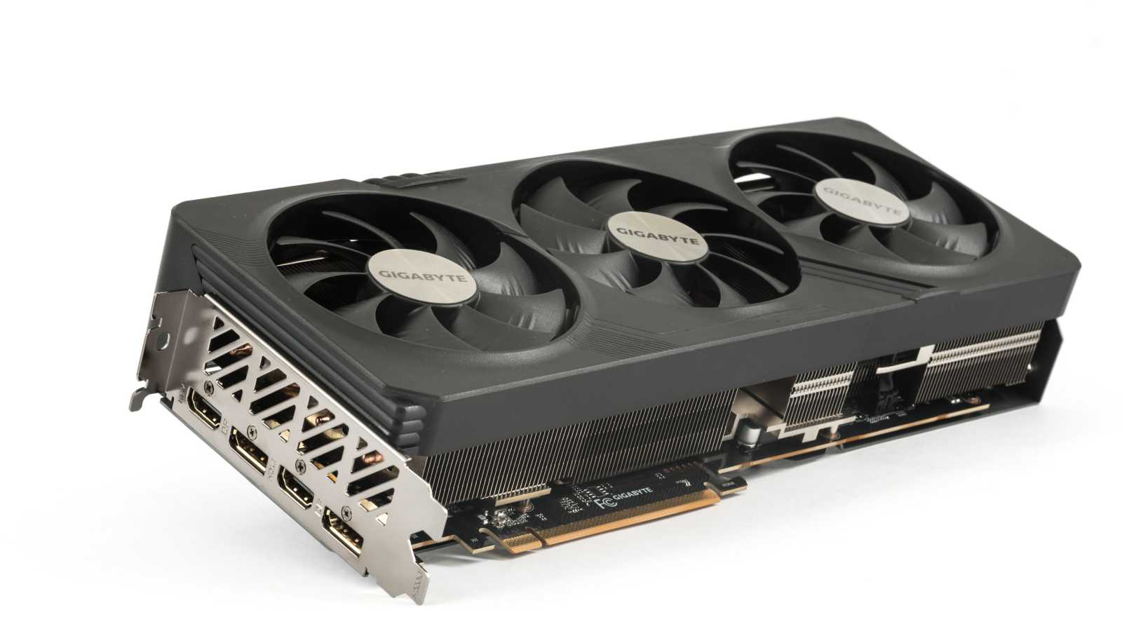 Test Gigabyte Radeon RX 7800 XT Gaming OC: jako RX 6800 XT po faceliftu