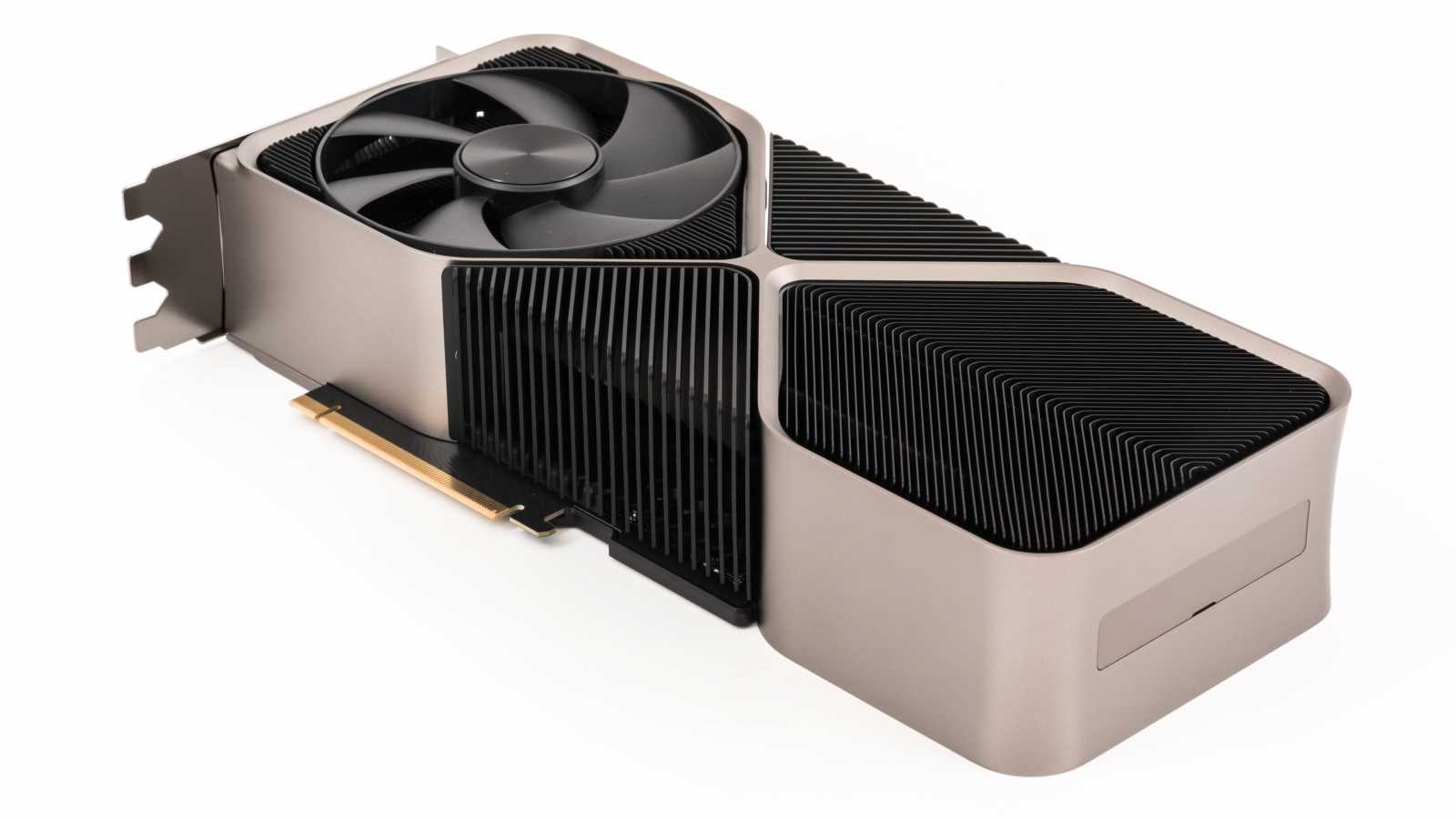 Test Nvidia GeForce RTX 4090 FE: Brutální výkon, na který procesory nestačí