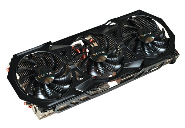 Ke grafické kartě GeForce GTX Titan Black od Gigabyte je dodáván chladič WindForce 3X