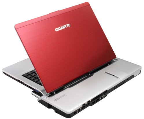 Gigabyte Booktop M2432: notebook se Sandy Bridge a dokovací stanicí