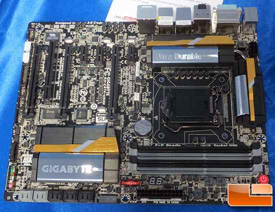 GIGABYTE také představil základní desky Z87X-UD4H a Z87X-UD5H