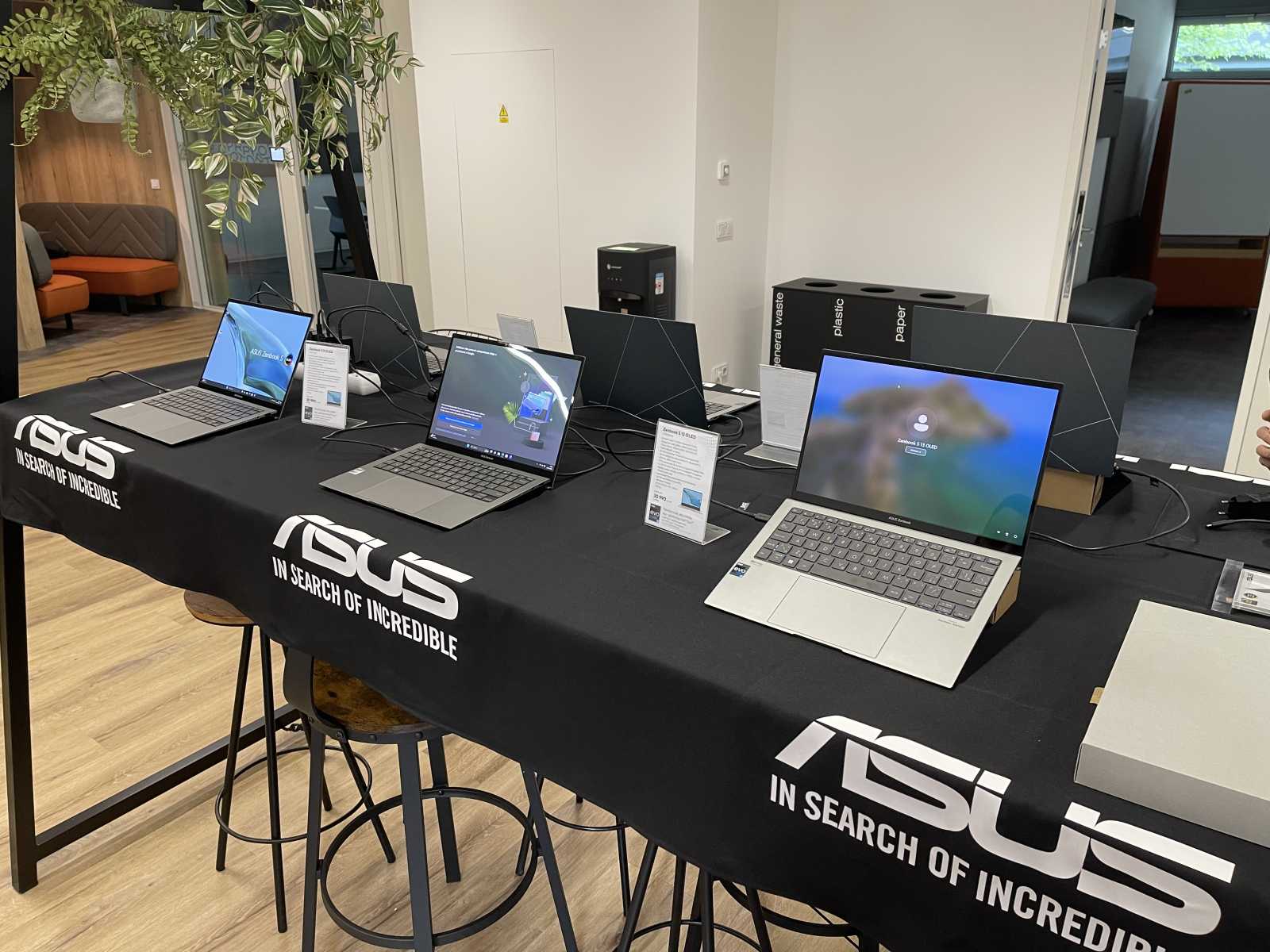 Asus Zenbook S 13 OLED: Udržitelný ultrabook pro každodenní použití!