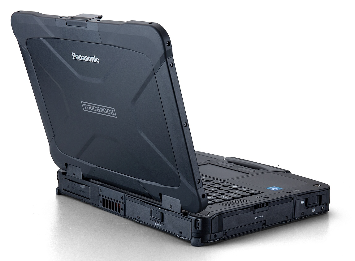 Test Panasonic Toughbook FZ40: Nezničitelná 14" mašina na cesty a do terénu