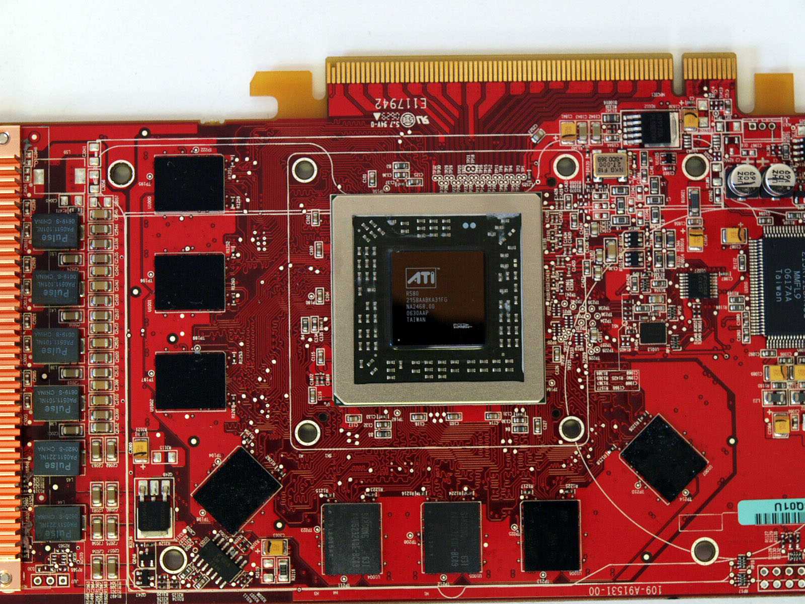 Radeon X1950XTX "Crimson Axe"