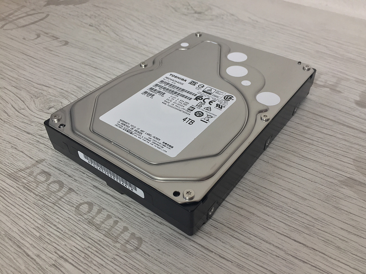 Test pěti 3TB a 4TB pevných disků: jak si vedou současné HDD