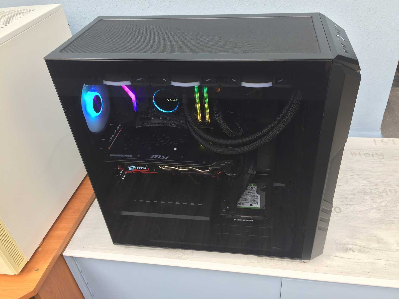 Test skříně Cooler Master HAF 500