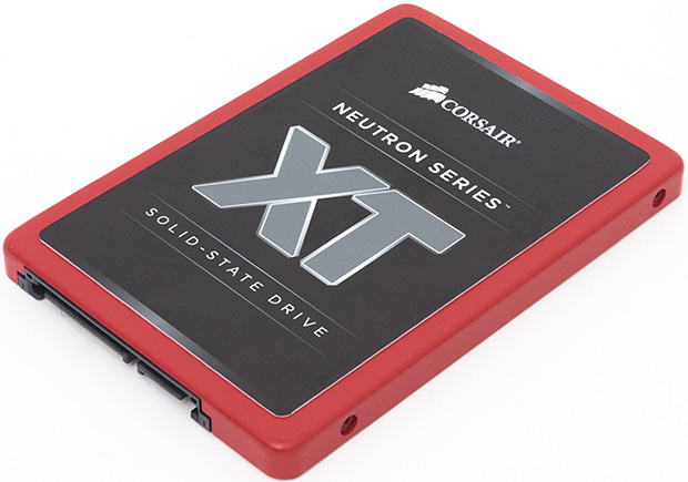 Corsair chystá uvést do prodeje novou řadu výkonných SSD nazvanou Neutron XT