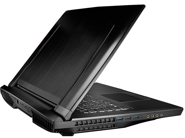 Eurocom Tornado F7W: Brutální notebook za 180 tisíc