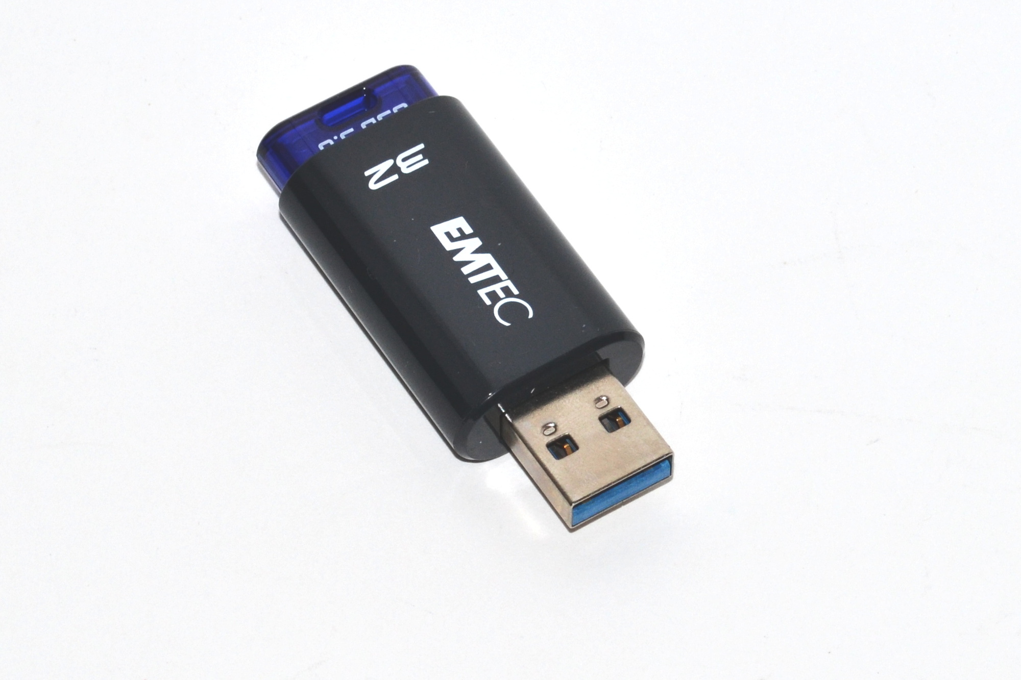 Velké srovnání 32GB flash disků – USB 3.0 dotahují cenou 2.0