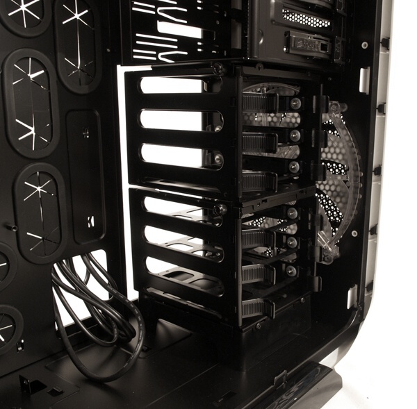 Corsair Graphite 600T – stoprocentní nadstandard