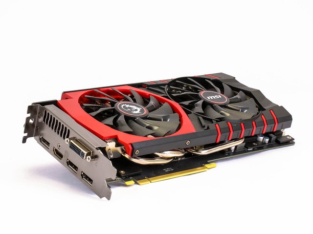 MSI GeForce GTX 980 Gaming a Asus GTX 980 STRIX v testu