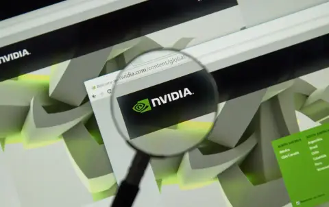 NVIDIA DLSS 4.5 ve slepém testu poráží AMD FSR 4 i nativní obraz