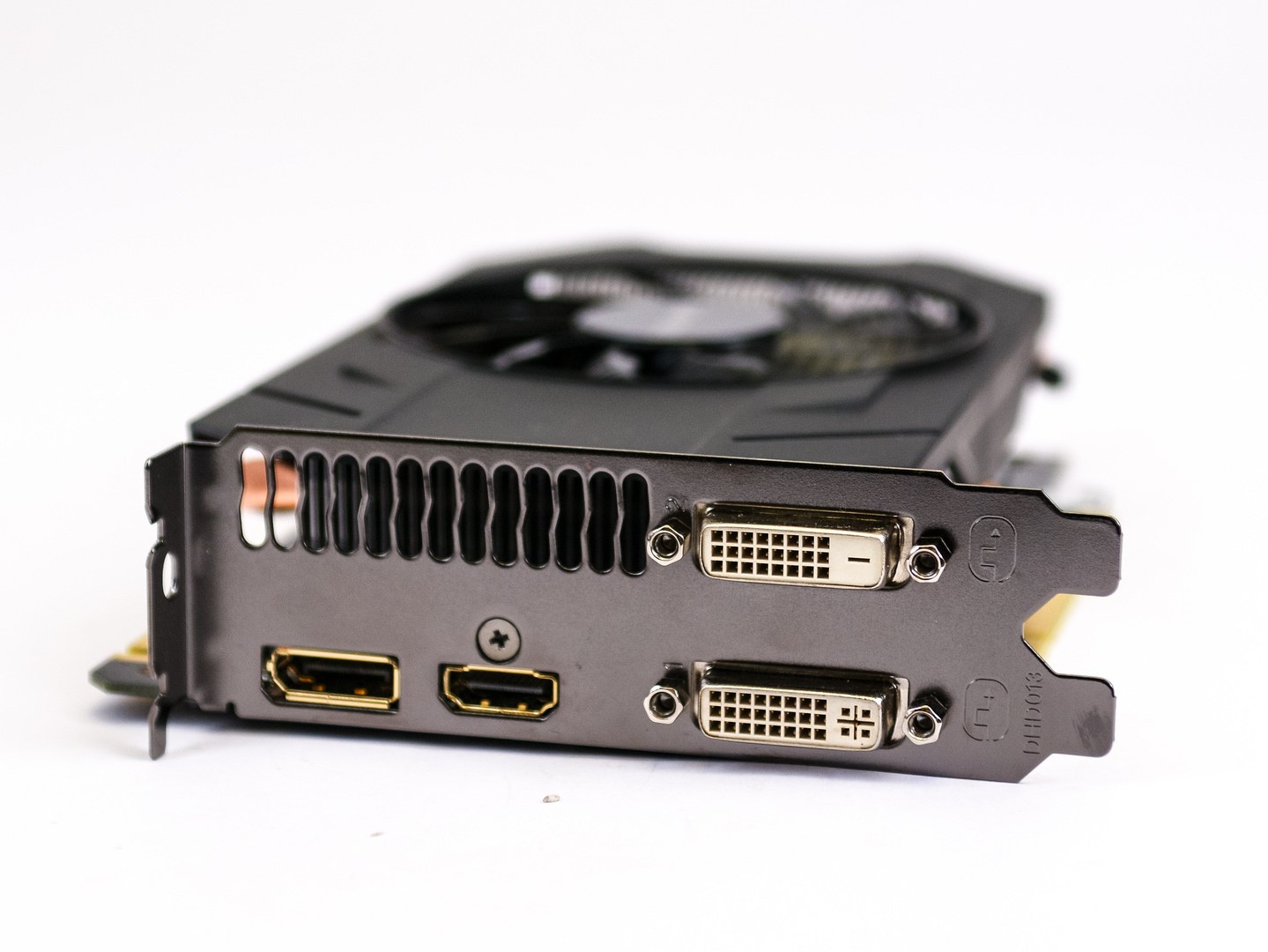 3× pro ITX: Sapphire R9 380, Gigabyte GTX 960 a 970 v testu