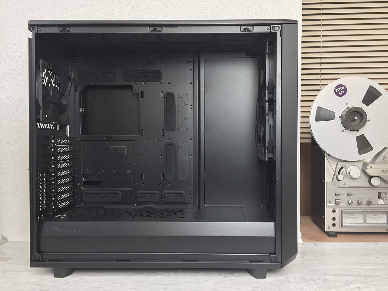 Test skříní Fractal Design Meshify 2 a Meshify 2 XL