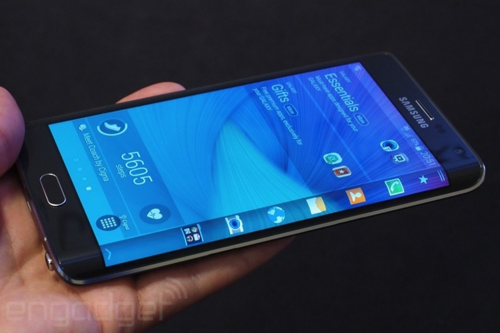 Samsung Galaxy Note Edge: Ten se zakřivenou hranou