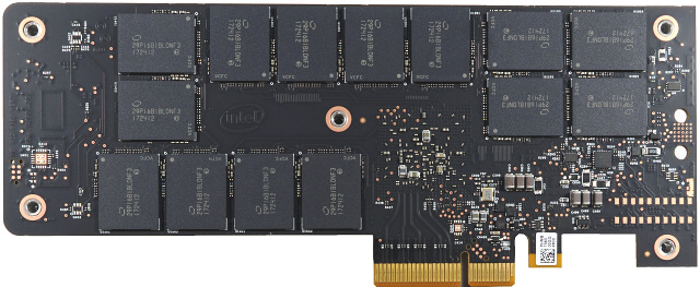 Disk Intel Optane 900P zezadu