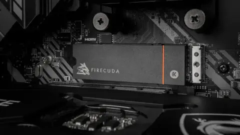 e-shopy-predcasne-odhalily-nove-ssd-seagate-firecuda-x1070