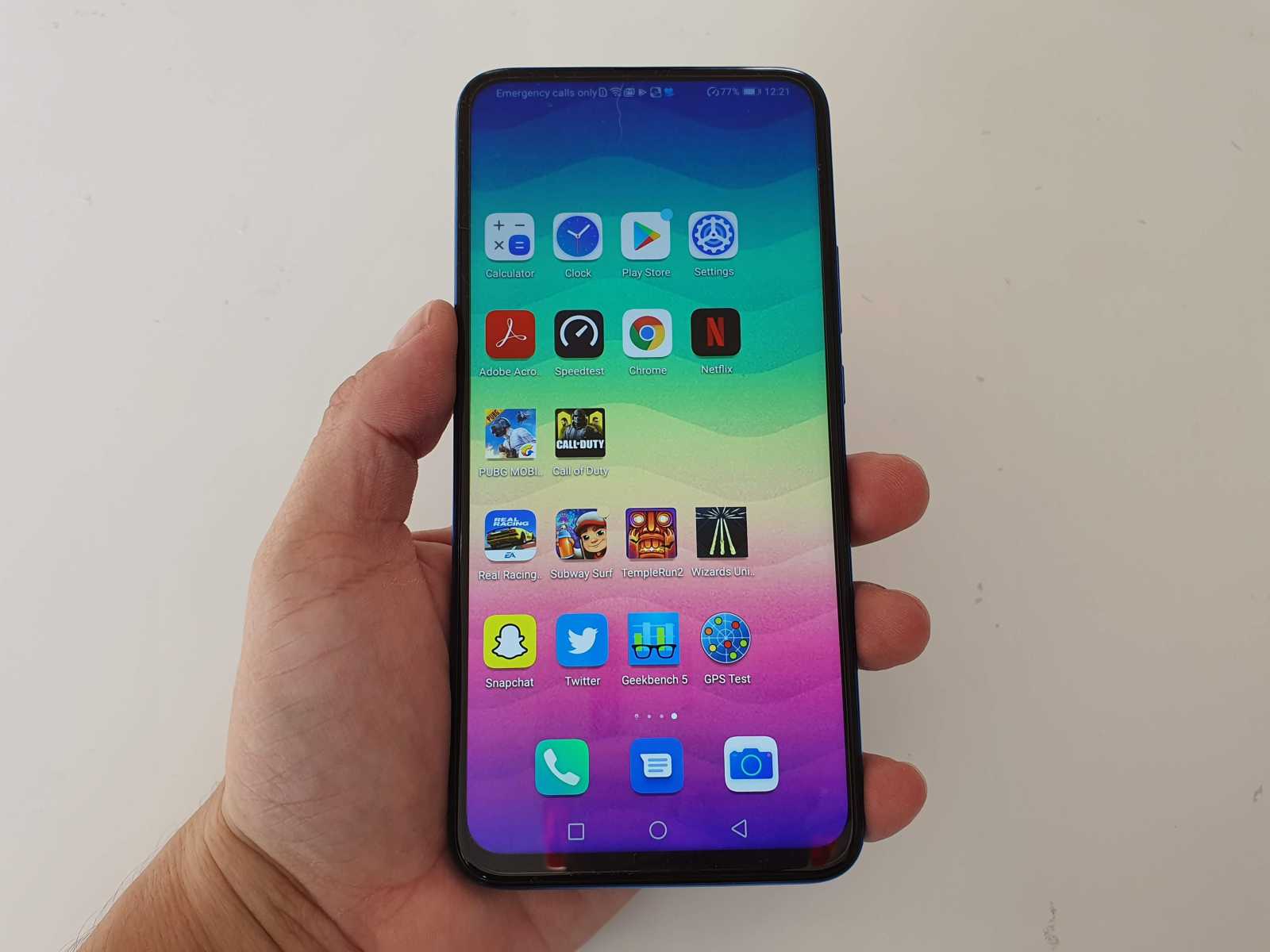 Test Honor 9X: vyskakovací selfie kamerka a provokující záda