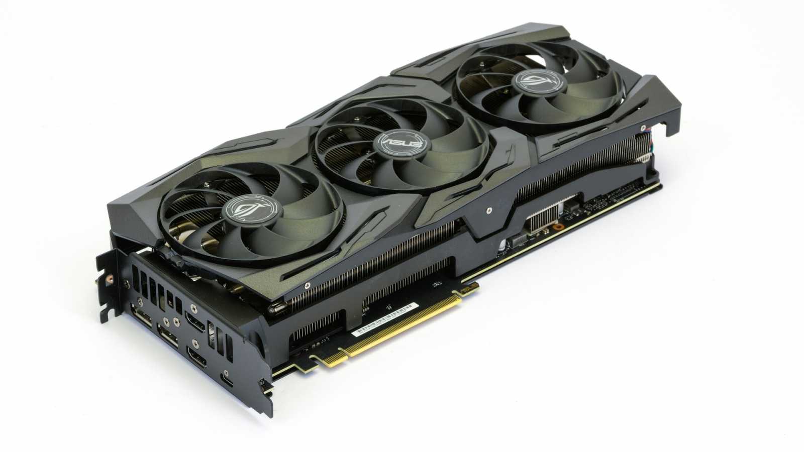 Test Asus ROG Strix RTX 2080 O8G: výkon i bez špuntů v uších