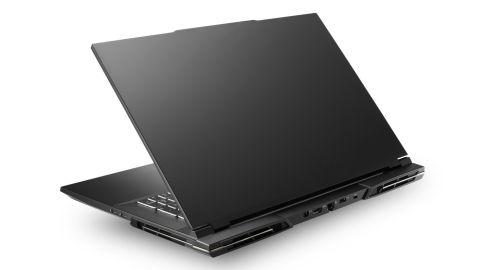 Notebook Eurocom Raptor X17: Core i9-13900HX a RTX 4090