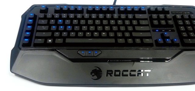 Roccat Ryos MK Pro – klávesnice, která má všechno