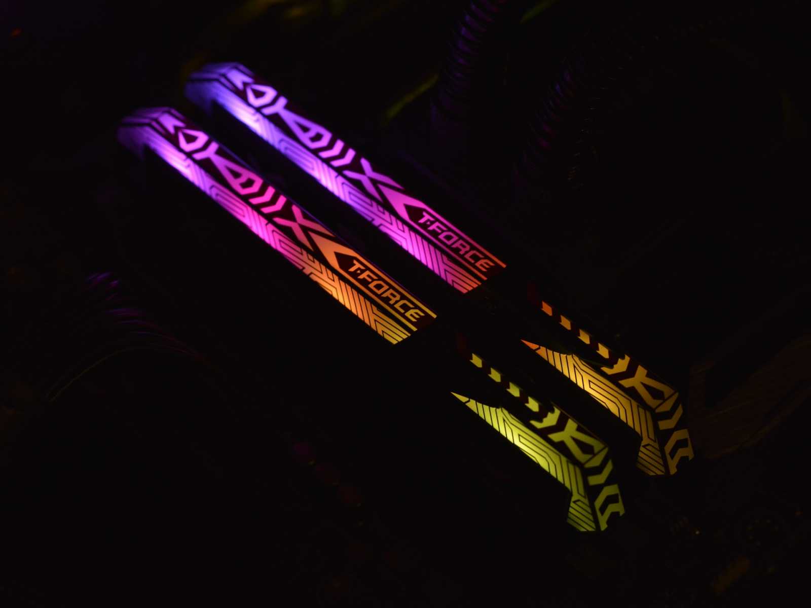 Paměti Team Group T-Force XCALIBUR RGB v testu 