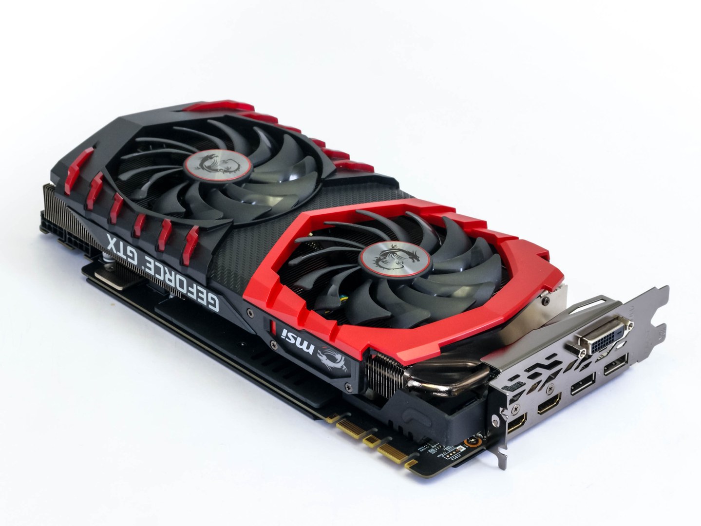 MSI GTX 1080 Ti Gaming X: Když se drak urve z řetězu