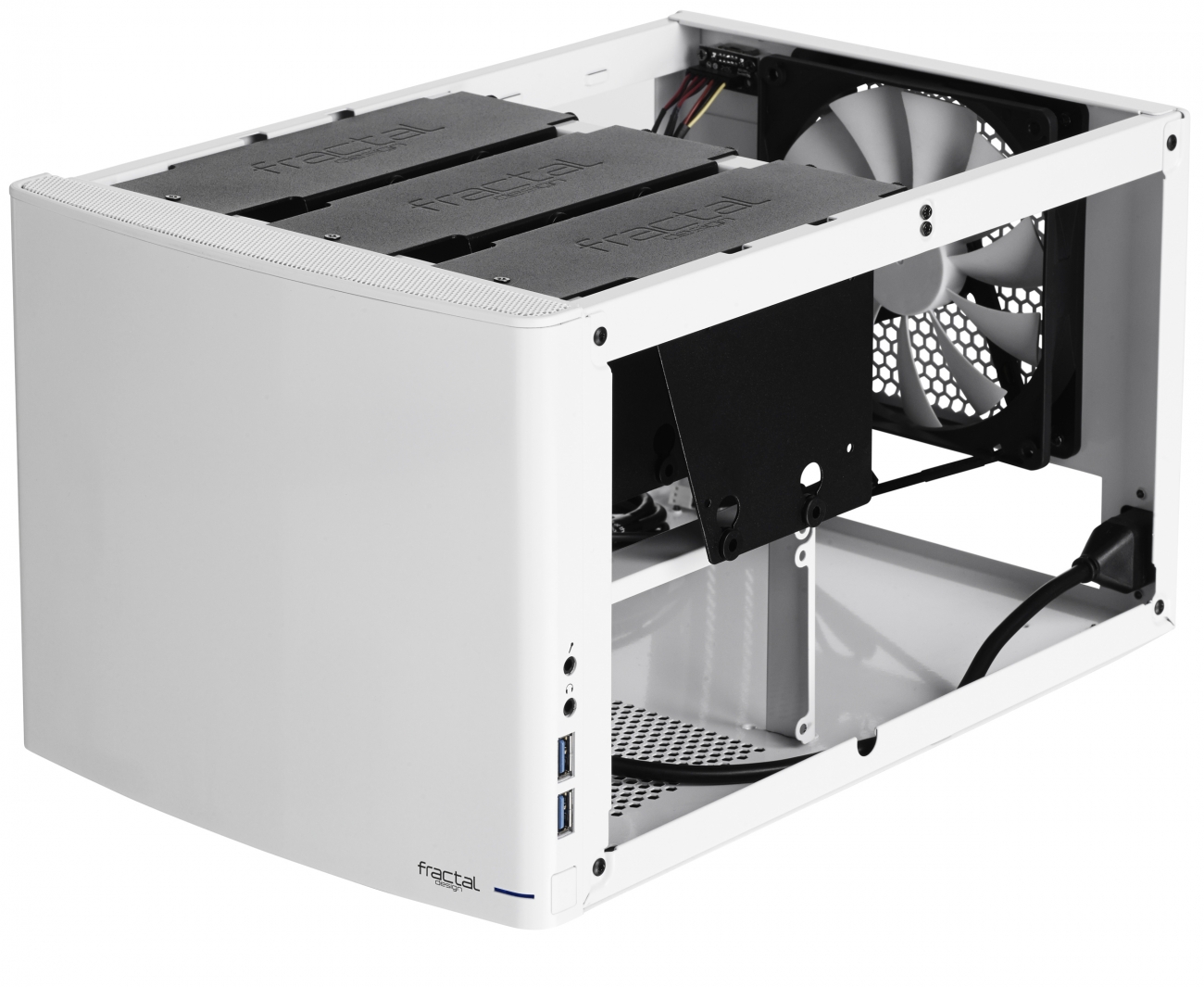 Fractal Design uvedl skříň Node 304 v bílé barvě