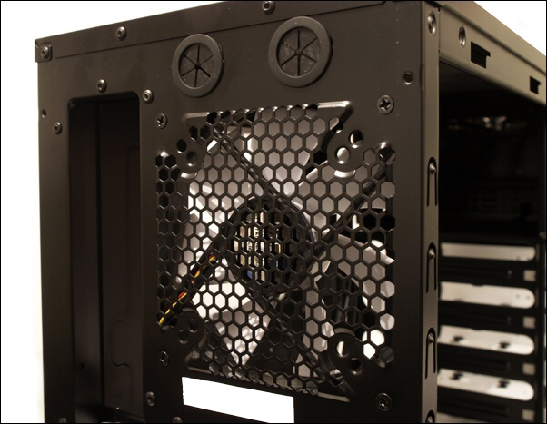 Fractal Design Define R3 – skandinávsky čistý design