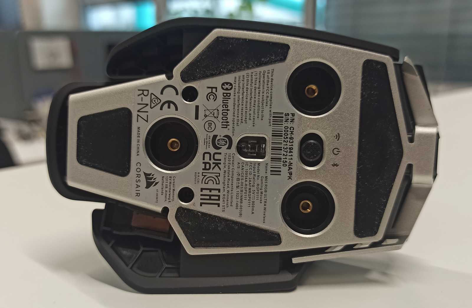Corsair M65 Ultra RGB Wireless – Designová herní myška bez vodítka