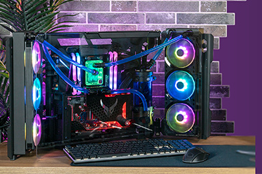 Cooler Master MasterFrame 700: Extravagantní skříň 