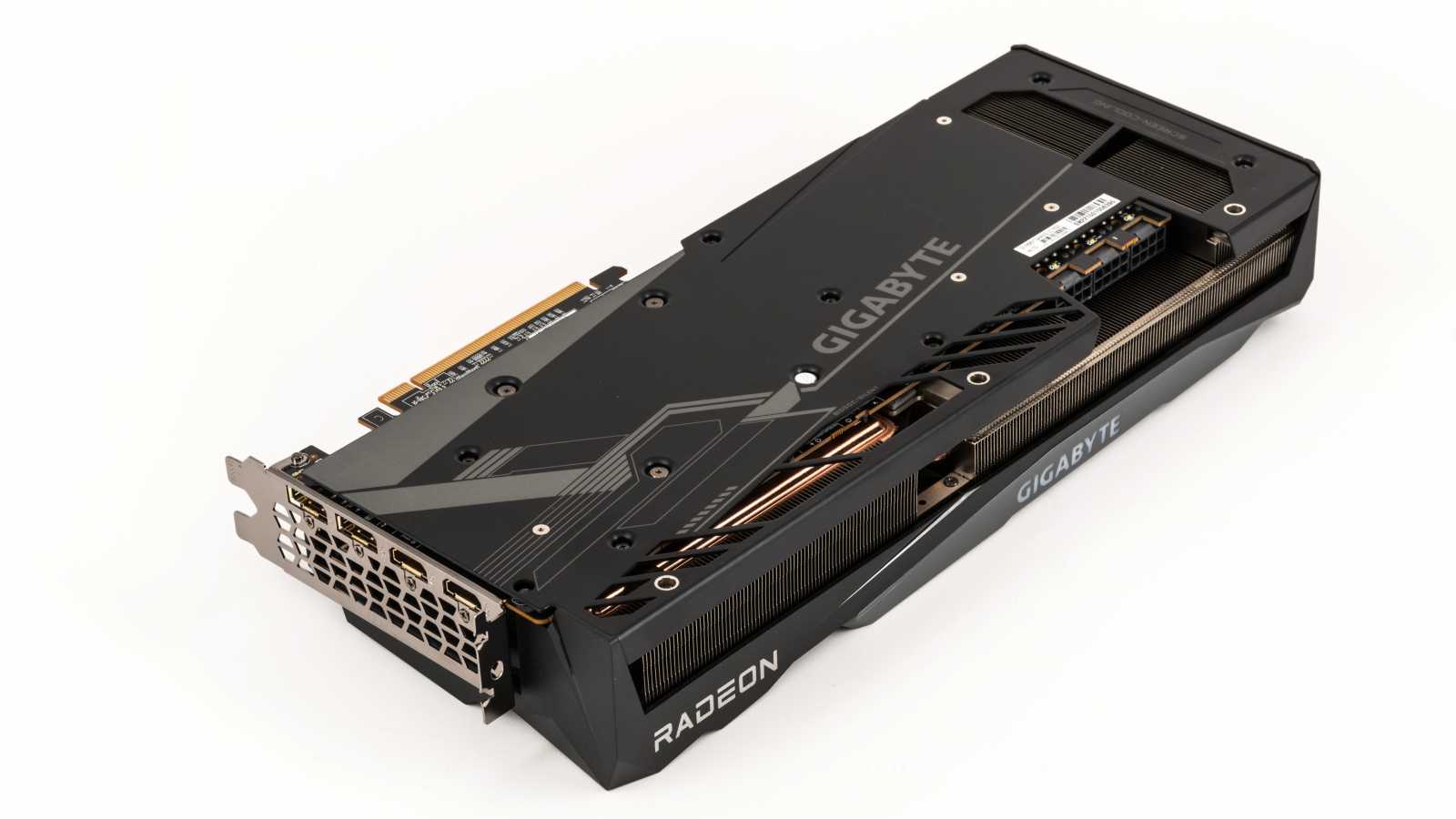 Gigabyte RX 6950 XT Gaming OC 16 GB: Špičkový Radeon chytl druhý dech 