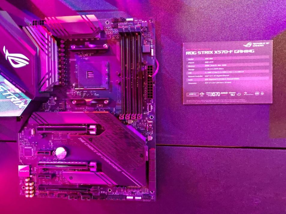 Asus uvedl na Computexu nové základní desky řady Prime i další