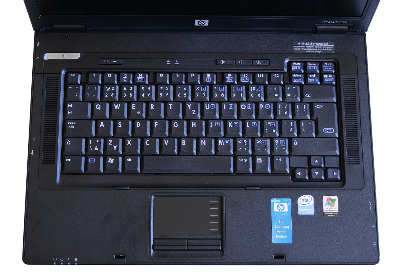 HP Compaq nx7400 - kancelářský pracant