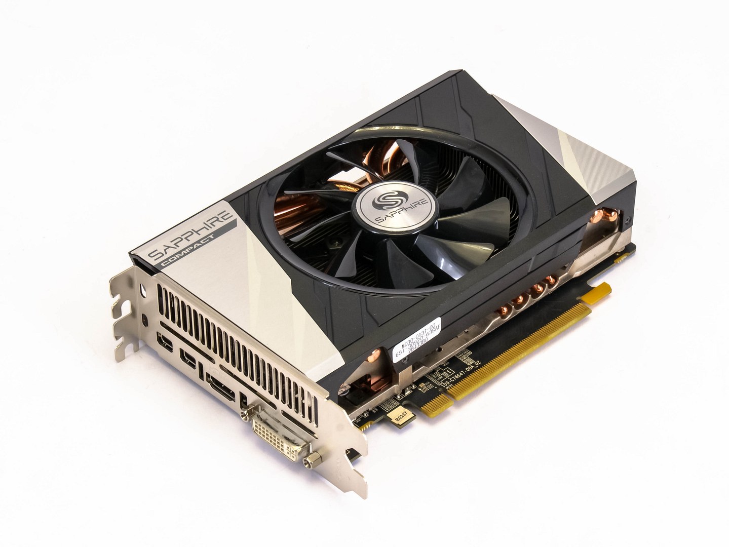 2× Sapphire R9 285: Dual-X a příjemné překvapení Compact