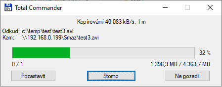 Uploadování po Wi-Fi 6 na 2.4 GHz přes zeď