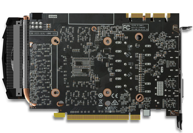 Zotac odhalil GeForce GTX 1070 Mini s kratším PCB a chladičem se dvěma větráky