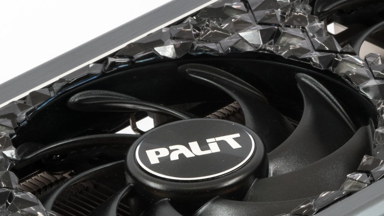 Palit  GeForce RTX 4080 Gamerock v testu: Patří k nejlevnějším, ale chlazení má špičkové