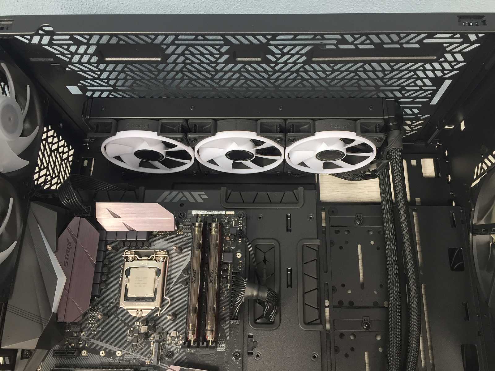 Test skříně Cooler Master HAF 700 EVO – extrém v mnoha aspektech